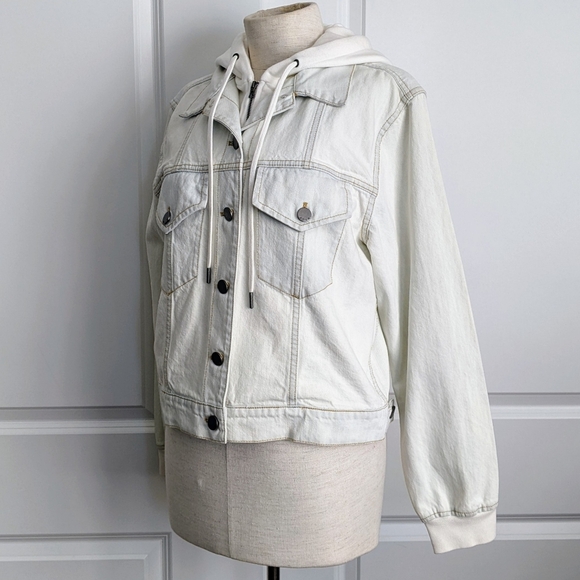 alice + olivia Jacket Denim Jean Removable Zip Out Hood Bleached Indigo L NWT - Picture 8 of 16